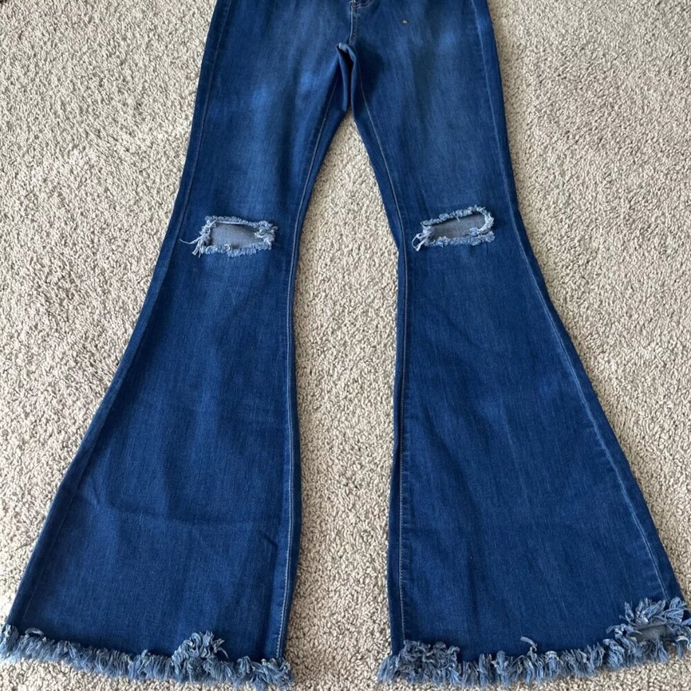 Women’s JC & JQ Jeans Sz  M High Waist Stretch Bell Bottom Flare Leg Fringed